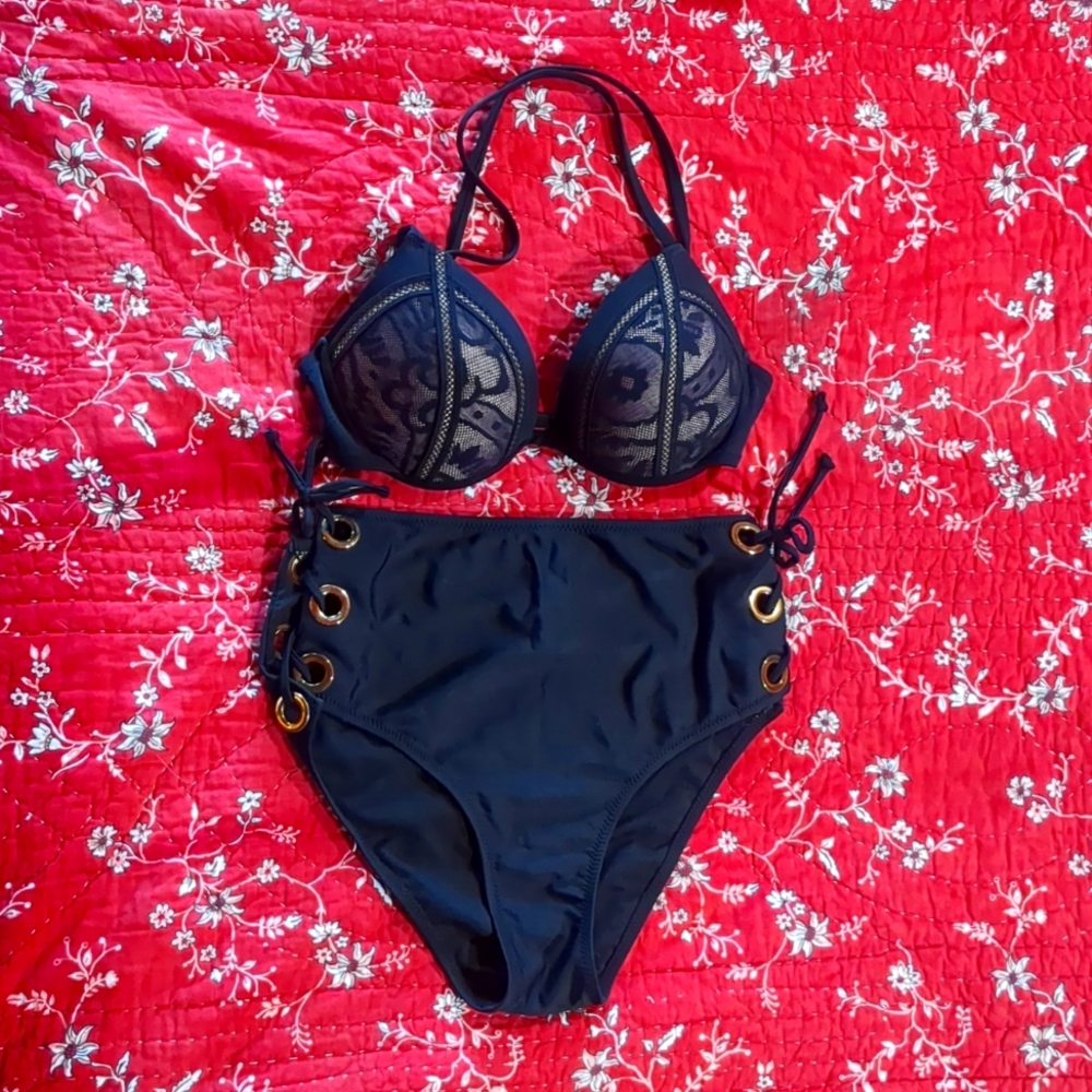 Shade & Shore Two Piece Black Swim Suit